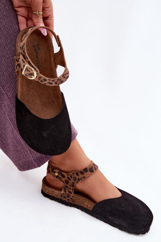 Oda Moteriškos zomšinės basutėssuZakrytymi Palcami Tai turiciejka H7365-01 juodos spalvos