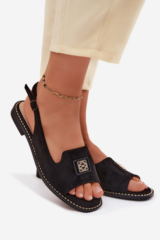 Moteriškos basutės su plačiais kulniukais Su puošniais Detalem S.Barski KV61-6015 juodos spalvos