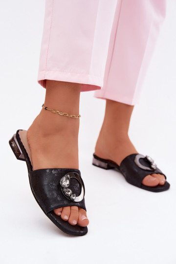 Moteriškos šlepetės su plačiais kulniukais su ornamentais KV61-6025 juodos spalvos 2