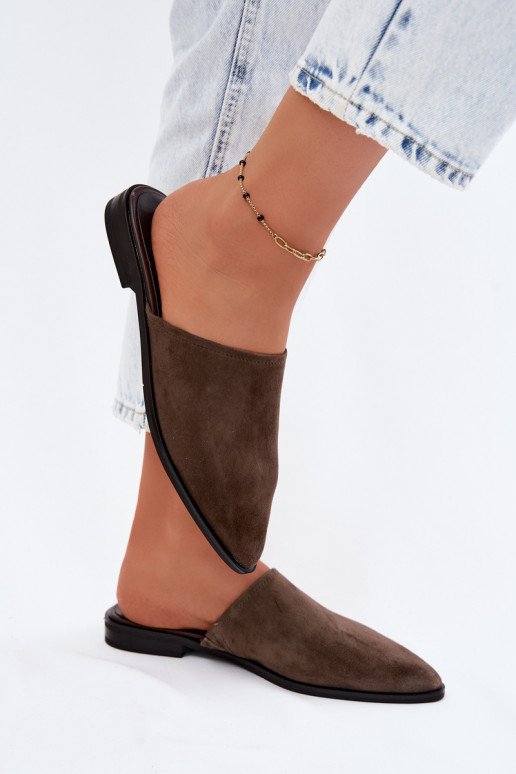 Oda zomšinės šlepetės Mule Moteriškas butas D&A JC61-1004 chaki spalvos