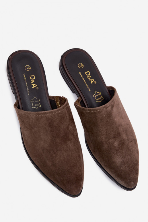 Oda zomšinės šlepetės Mule Moteriškas butas D&A JC61-1004 chaki spalvos