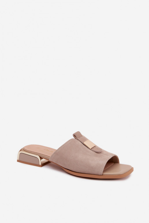 Elegantiškos zomšinės šlepetės D&A JC61-1002 smėlio spalvos