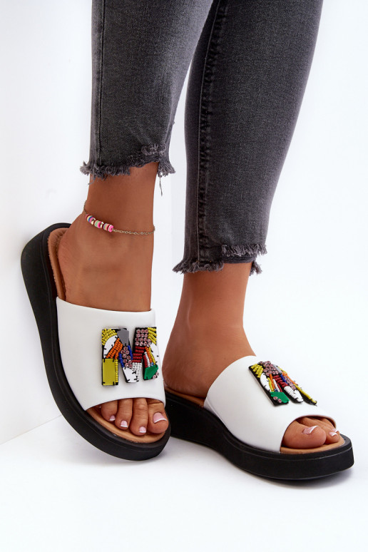 Odinės šlepetės Moteriškas su ornamentais baltos spalvos Asames