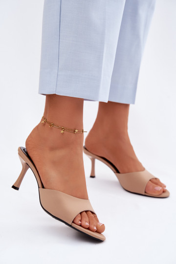 Moteriškos šlepetės su plonais kulniukais  smėlio spalvos Selmira