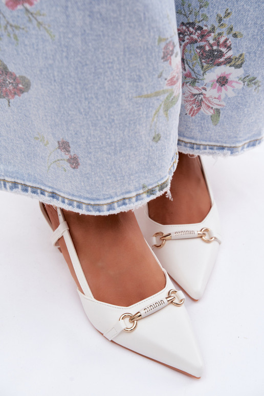 Moteriškos basutės su kulniukais Ze Szpiczastymi Noskami baltos spalvos Felessa