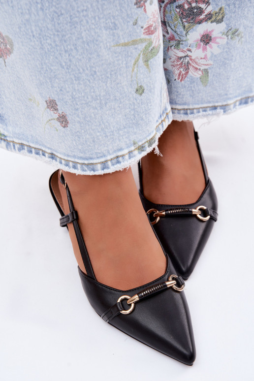 Moteriškos basutės su kulniukais Ze Szpiczastymi Noskami juodos spalvos Felessa