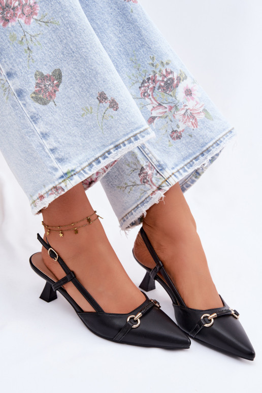 Moteriškos basutės su kulniukais Ze Szpiczastymi Noskami juodos spalvos Felessa