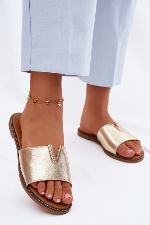 Šlepetės Moteriškas butas Su puošniais Detalem V aukso spalvos Nelmira