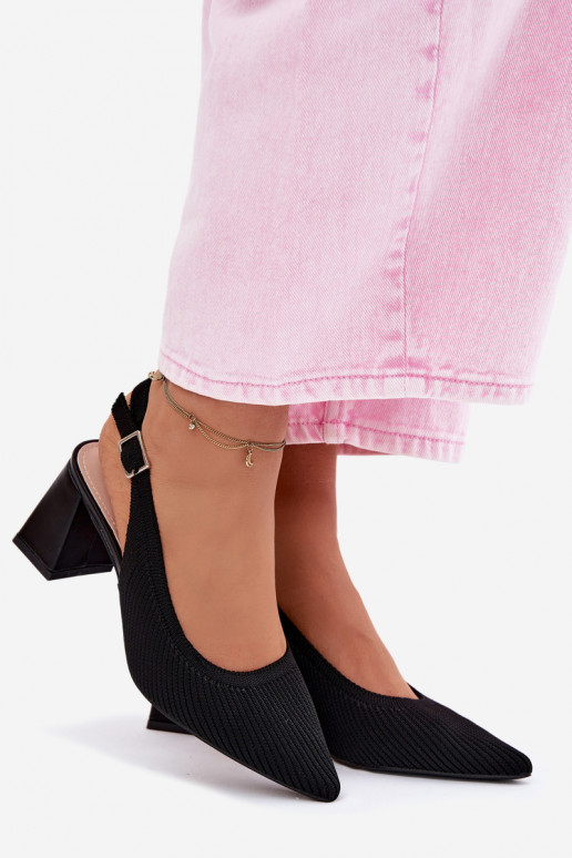  basutės su kulniukais juodos spalvos Elissea