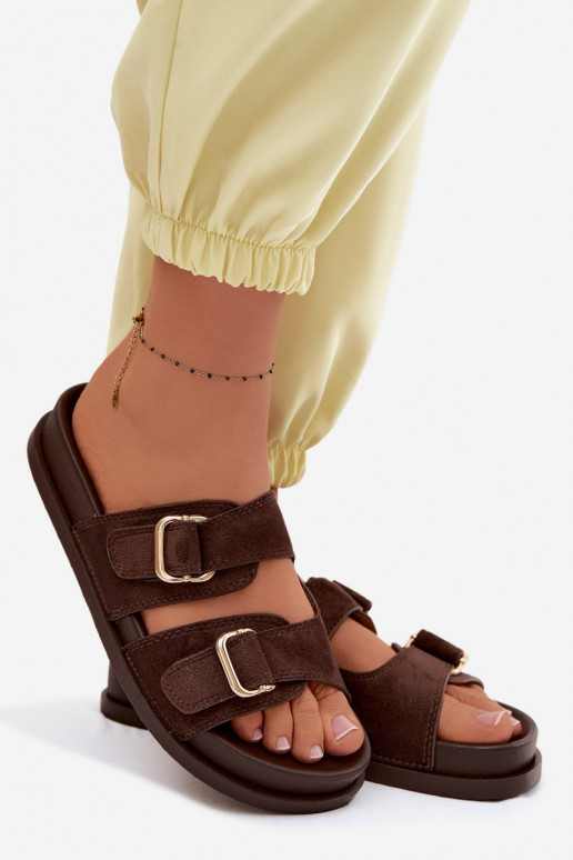 Moteriškos šlepetės Ze aukso spalvosmi su sagtimismi CzekoladoĮe Pelorin