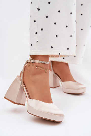 Moteriškos basutės Ant masyvių kulnų Typu Słupek Pasek su tviskančiomis akutėmis aukso spalvos Seraphina 2