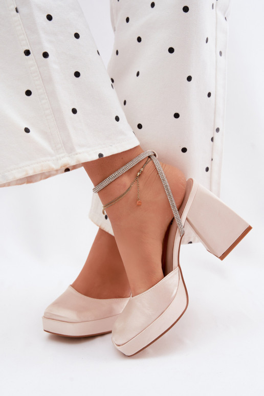 Moteriškos basutės Ant masyvių kulnų Typu Słupek Pasek su tviskančiomis akutėmis aukso spalvos Seraphina