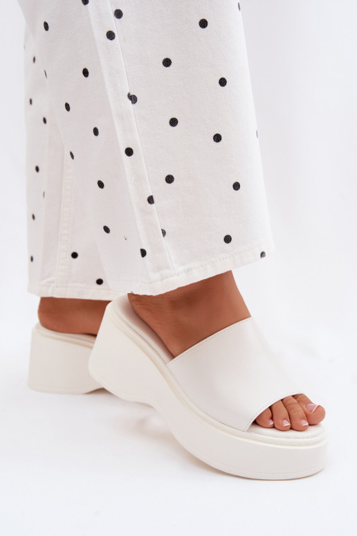 Moteriškos šlepetės su platforma baltos spalvos Virelia