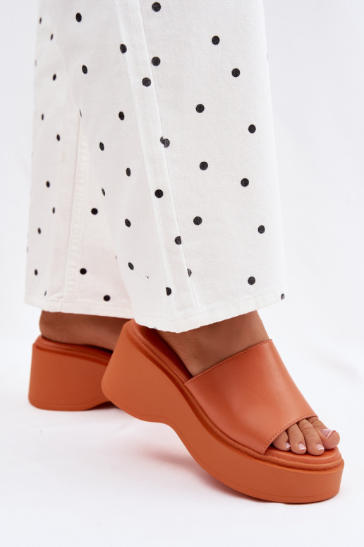 Moteriškos šlepetės su platforma oranžinės spalvos Virelia