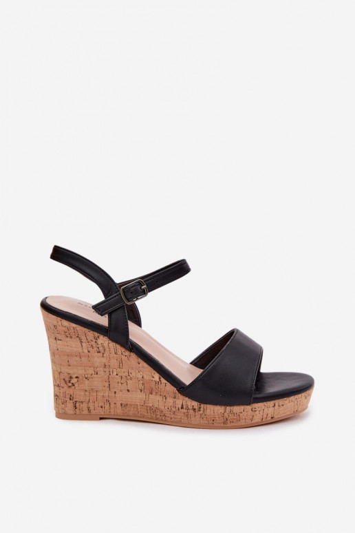 Moteriškos basutės su platforma juodos spalvos Clarabella