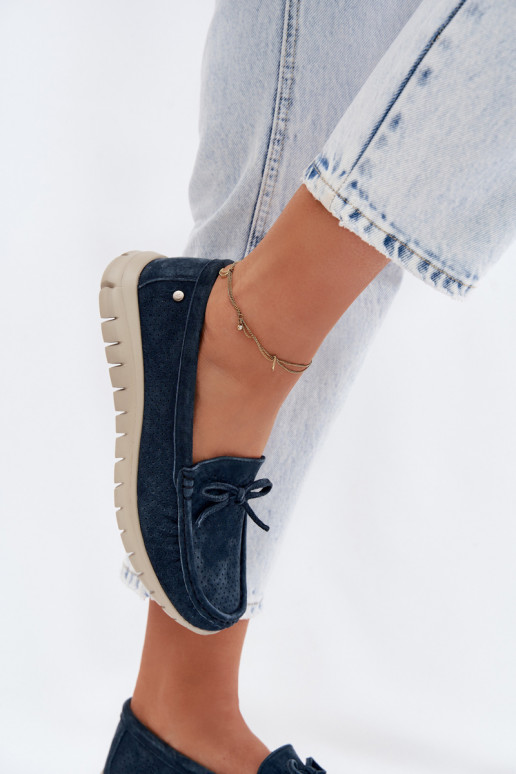 moteriški mokasinaisuĮjungtaturalnego iš zomšosu su kaspinais Vinceza 95401 tamsiai mėlynos spalvos