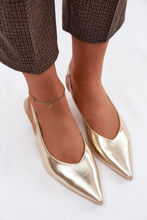 Moteriškos basutėssuImitacji Skóry su kulniukais aukso spalvos Averelle