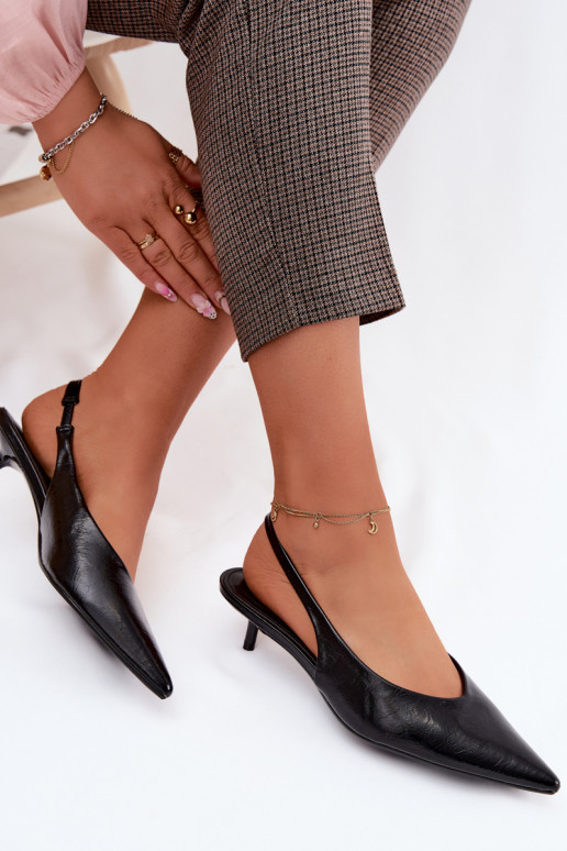 Lakuotos basutės moterimssuImitacji Skóry su kulniukais juodos spalvos Averelle