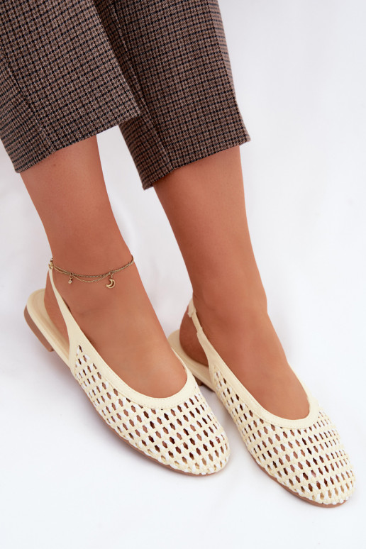 Moteriškos basutės su ažūro elementais geltonos spalvos Selviora