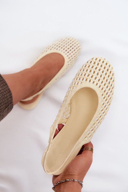 Moteriškos basutės su ažūro elementais geltonos spalvos Selviora