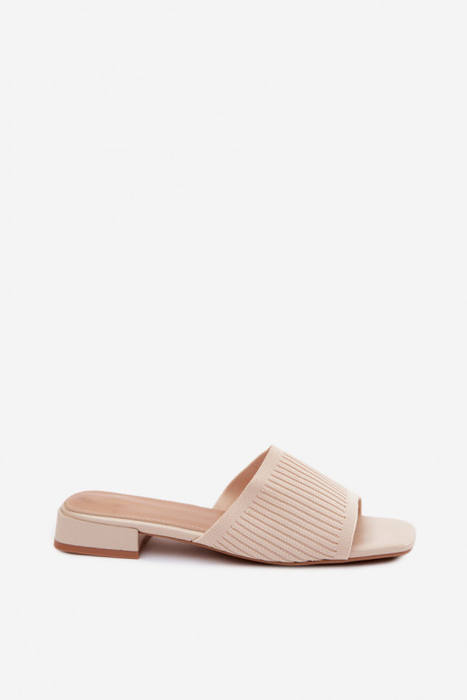  Moteriškos šlepetės su plačiais kulniukais dramblio kaulo spalvos Belissea