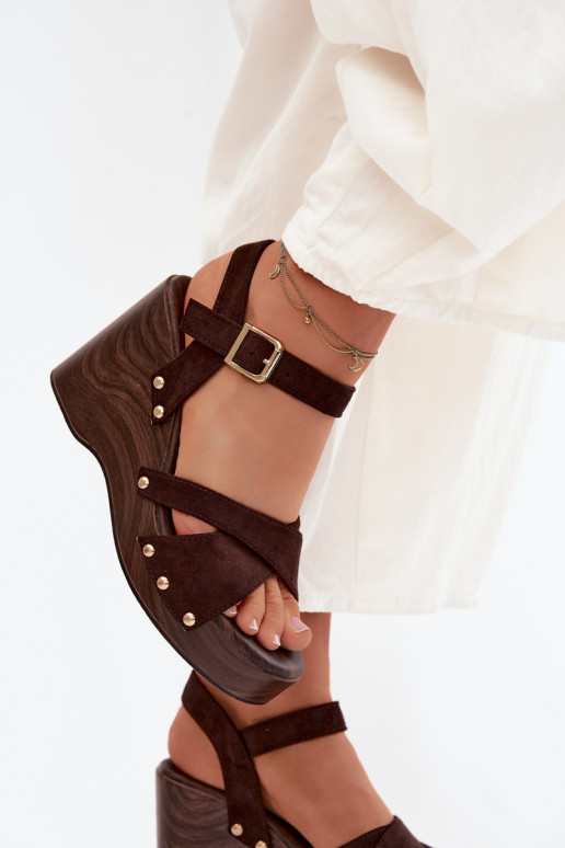 Moteriškos basutės su platforma Ze aukso spalvosmi Smeigės CzekoladoĮe Velvra