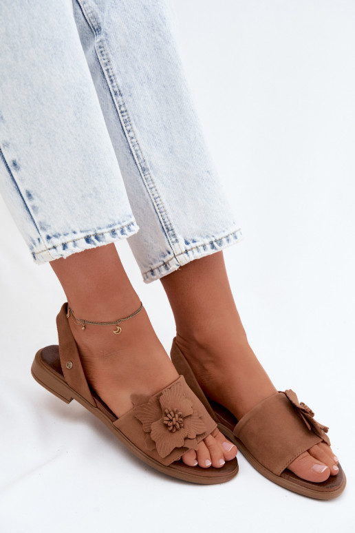 Oda Zomšinės basutės su plačiais kulniukais Su puošniais Gėlė Zazoo 407471 rudos spalvos