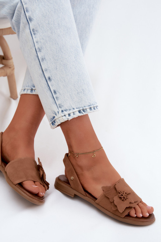 Oda Zomšinės basutės su plačiais kulniukais Su puošniais Gėlė Zazoo 407471 rudos spalvos