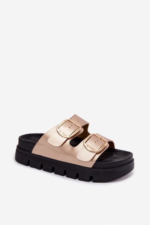 Moteriškos šlepetės su platforma ir sagtimis Lee Cooper LCIN-26-35-4462L auksinės spalvos