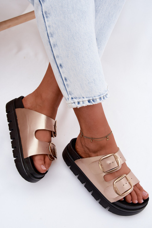 Moteriškos šlepetės Platformie su sagtimis Lee Cooper LCIN-26-35-4462L aukso spalvos