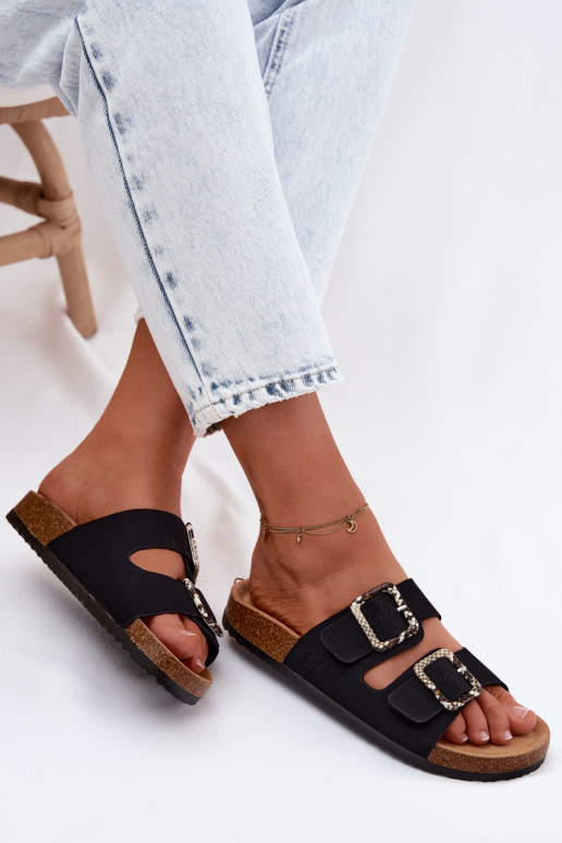 Moteriškos šlepetės su sagtimis Lee Cooper LCIN-26-35-4450L juodos spalvos