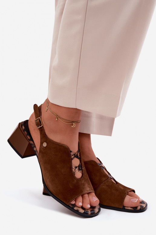 Basutės su dirbtinės zomšos kulniukais Tai turiciejka K7521-14 rudos spalvos
