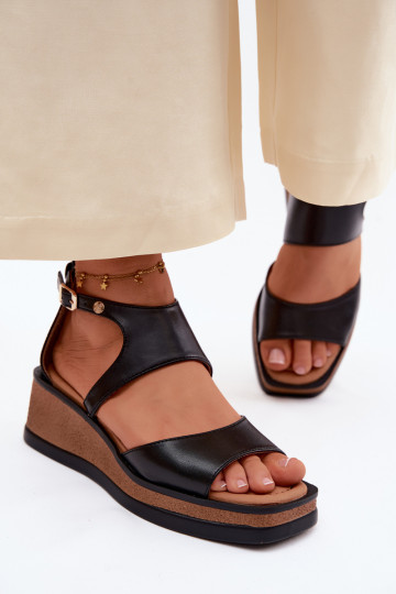 Oda Platforminės basutės Tai turiciejka K7471-01 juodos spalvos