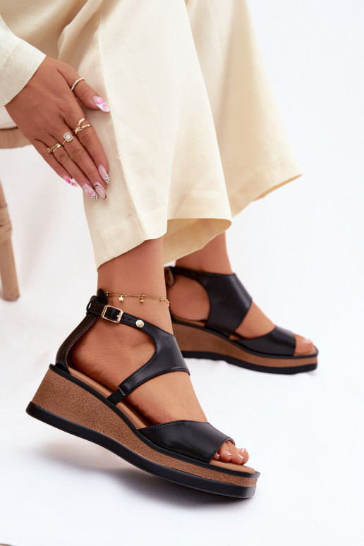 Oda Platforminės basutės Tai turiciejka K7471-01 juodos spalvos