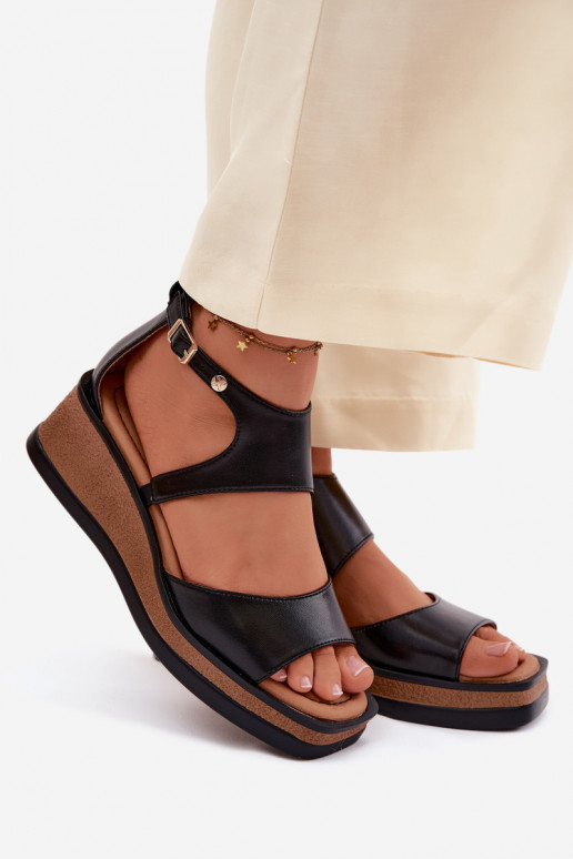 Oda Platforminės basutės Tai turiciejka K7471-01 juodos spalvos