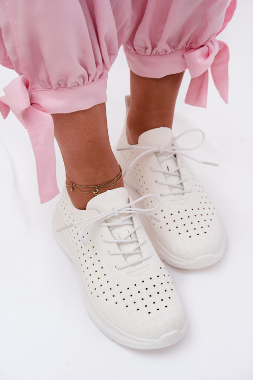 Ažūriniai batai Sportinio stiliaus Sneakers modelio batai Moteriškas baltos spalvos Heressa