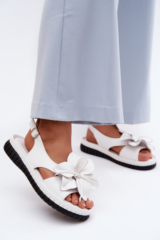 Moteriškos basutės Moteriškas Su puošniais su gėlytėmisem Vinceza 66917 baltos spalvos