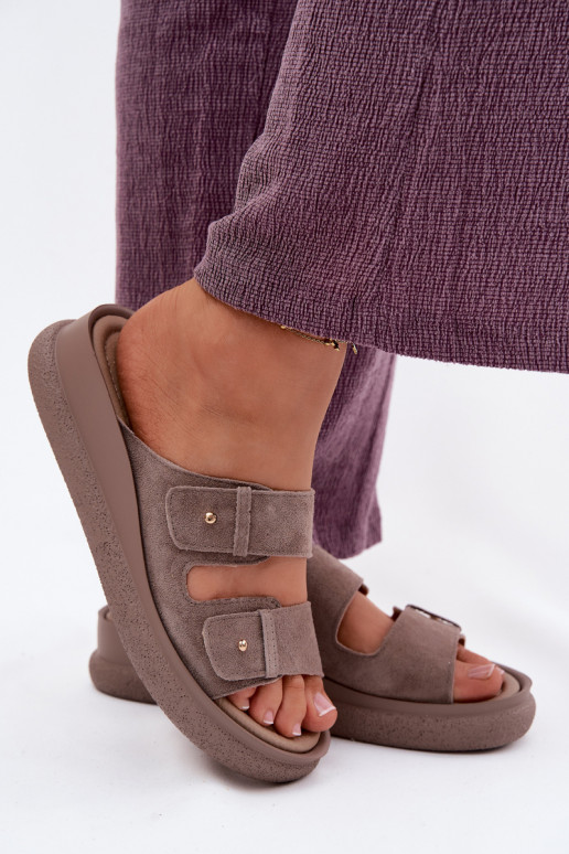 Oda Moteriškos zomšinės šlepetės su platforma Vinceza 66916 smėlio spalvos