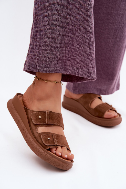 Oda Moteriškos zomšinės šlepetės su platforma Vinceza 66916 rudos spalvos