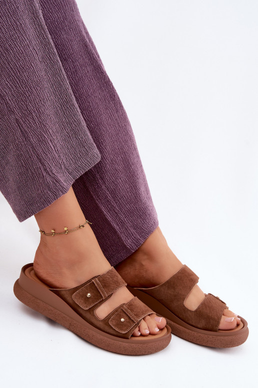 Oda Moteriškos zomšinės šlepetės su platforma Vinceza 66916 rudos spalvos