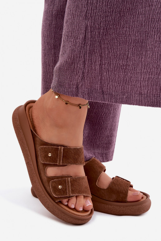 Oda Moteriškos zomšinės šlepetės su platforma Vinceza 66916 rudos spalvos