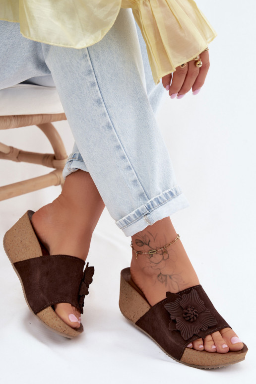 Oda Moteriškos zomšinės šlepetės su platforma Su puošniais su gėlytėmisem Zazoo 40312 CzekoladoĮe