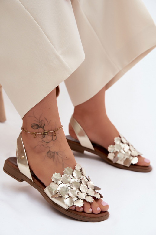 Moteriškos basutės su plačiais kulniukais Zazoo 40468 aukso spalvos