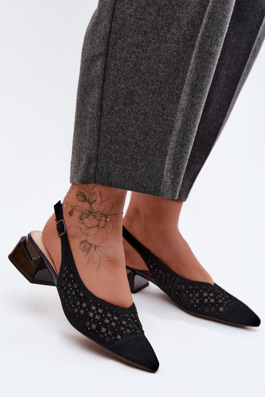 Oda Moteriškos zomšinės basutės su aužūro elementais su tinkleliu Klocke D&A CR61-3004 juodos spalvos