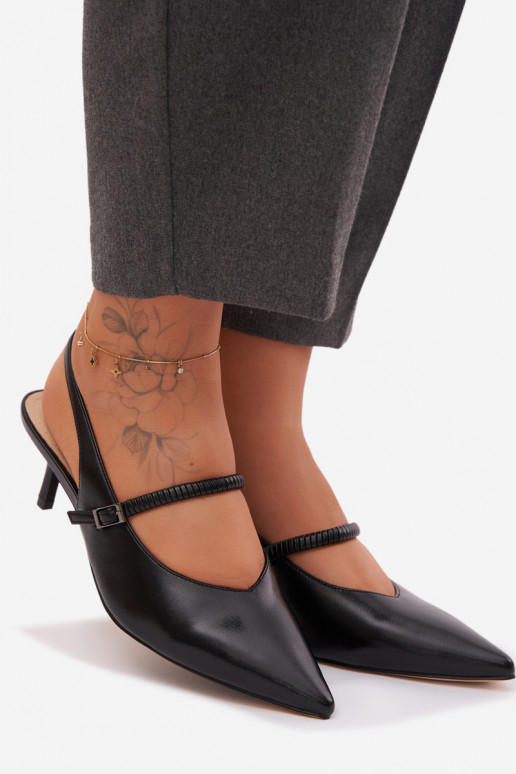 Oda Bateliai Aukštakulniai sandalai su dirželiais D&A CR61-3046 juodos spalvos