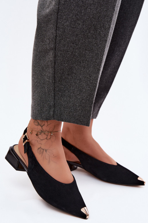 Oda Moteriškos zomšinės basutės Ant žemo kulno D&A CR61-3050 juodos spalvos