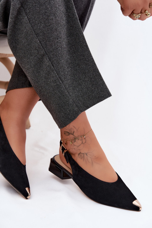 Oda Moteriškos zomšinės basutės Ant žemo kulno D&A CR61-3050 juodos spalvos