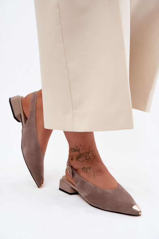 Oda Moteriškos zomšinės basutės Ant žemo kulno D&A CR61-3050 smėlio spalvos