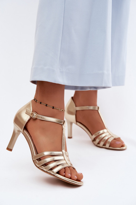 Moteriškos basutės su juostelėmis Įjungta Smukłym Obcasie Sergio Leone SK132 aukso spalvos