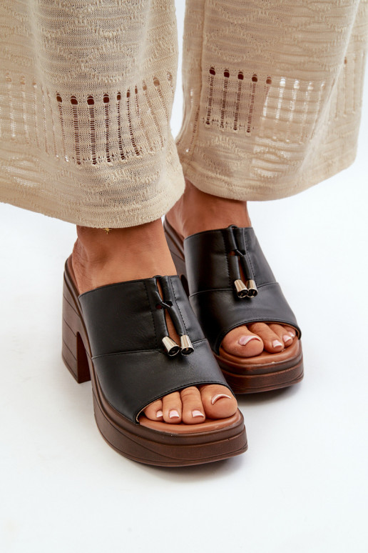 Moteriškos šlepetės iš eko odos su platforma I Klocku juodos spalvos Dafira